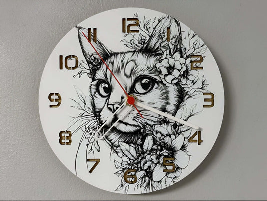 "Florafeline Edition Wanduhr 🕰️ mit niedlichem Katzen- und Blumen-Design 🐱🌸, perfekt für Tierliebhaber 🐾 und als charmantes Geschenk 🎁 für Katzenfreunde."
