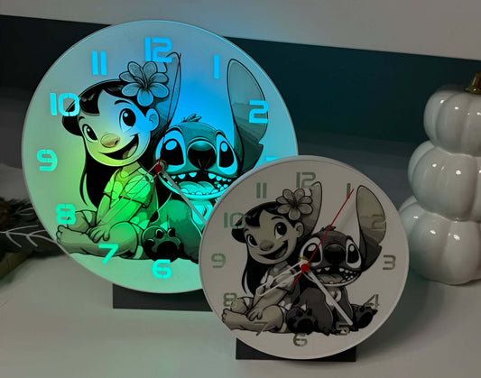 3D Uhr Ohana Light Edition mit Lilo & Stitch, LED-Effekt 🌟, inspiriert von Veloria. Ein Hauch von Disney & Fantasie 🏡