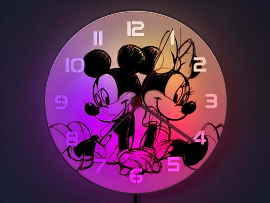 Magic Love Edition Veloria 3D Uhr mit Mickey & Minnie Mouse, sanfter LED-Lichteffekt, ❤️ verspielte Wanddekoration, romantisch, Disney-Zauber