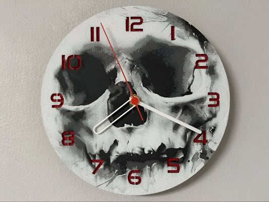 "Skull Big Edition Wanduhr 🕰️ mit dramatischem Totenkopf-Design 💀, perfekt für Fans von dunkler Ästhetik 🖤 und als kraftvolles Geschenk 🎁 für Liebhaber des Macabren."