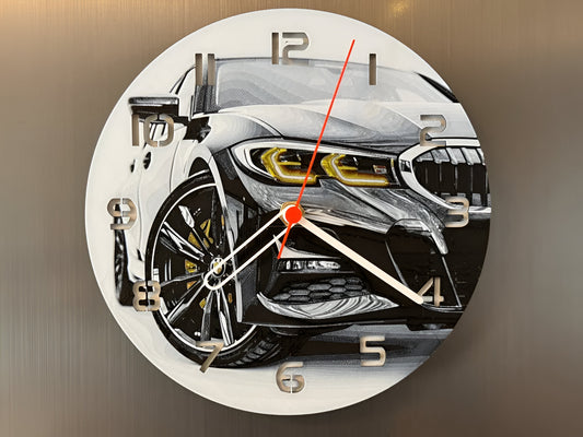 "BMW 3er Edition Wanduhr 🕰️ im Design des BMW 3er Baujahr 2019 🚗, perfekt für Auto-Fans und als exklusives Geschenk 🎁 für Liebhaber des sportlichen Fahrzeugs."