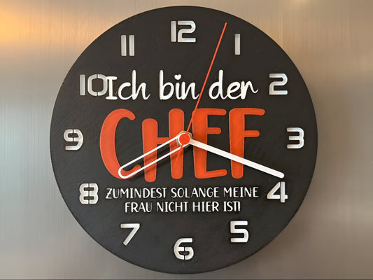 "I’m the Boss Edition Wanduhr 🕰️ mit humorvollem Design 💼, perfekt für Büro und als witziges Geschenk 🎁 für Chefs oder für alle mit einem Sinn für Humor."