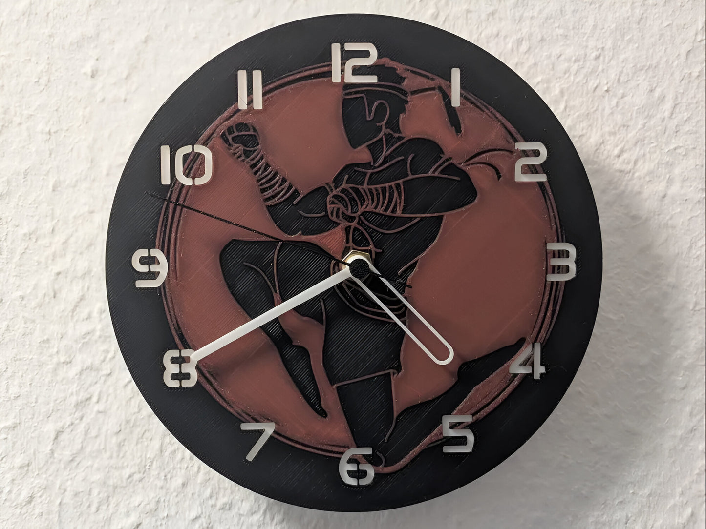 "Muay Thai Edition Wanduhr 🕰️ im Design der thailändischen Kampfkunst 🥊, ideal für Kampfsportliebhaber und als einzigartiges Geschenk 🎁 für Muay Thai-Fans."